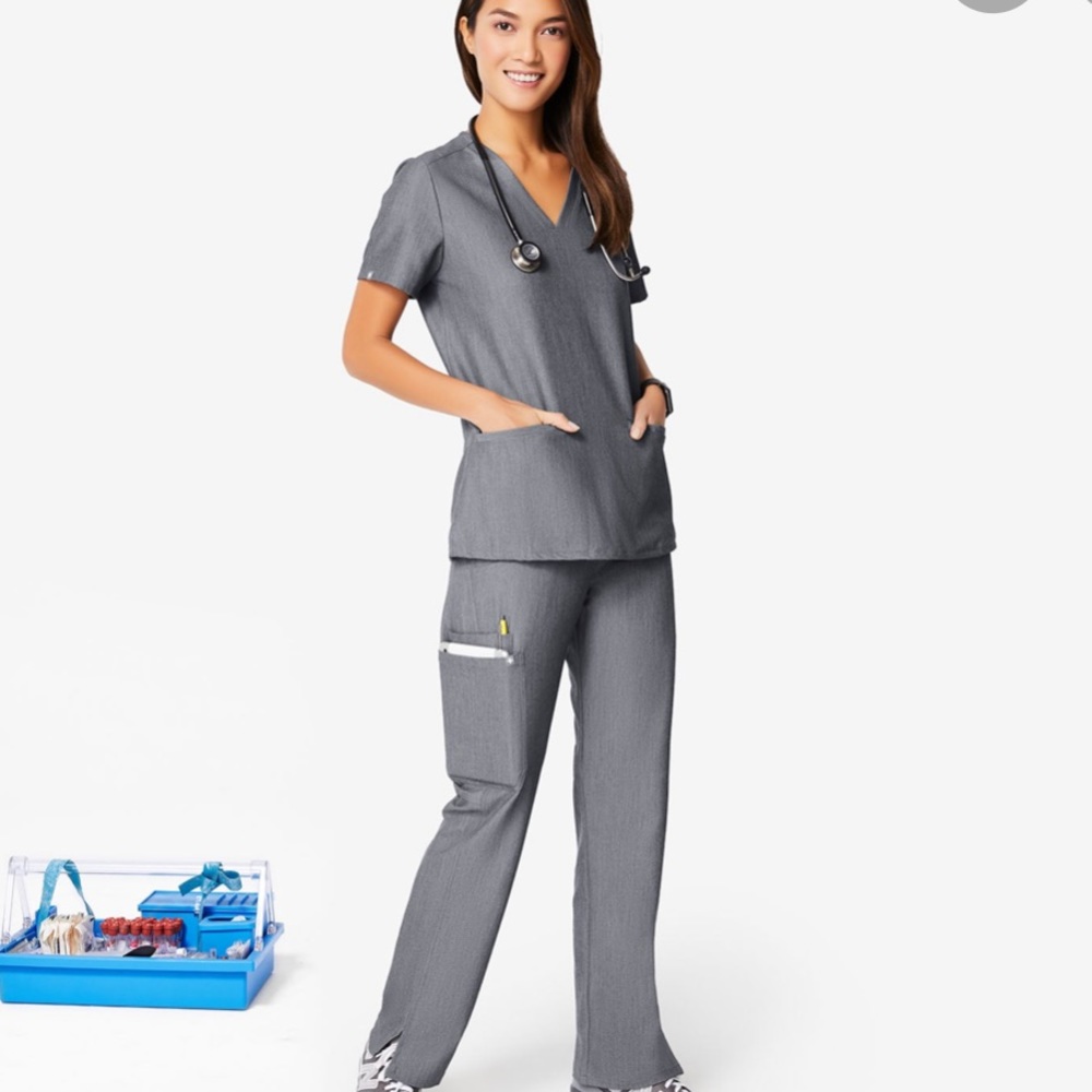 Grey Figs scrub set
